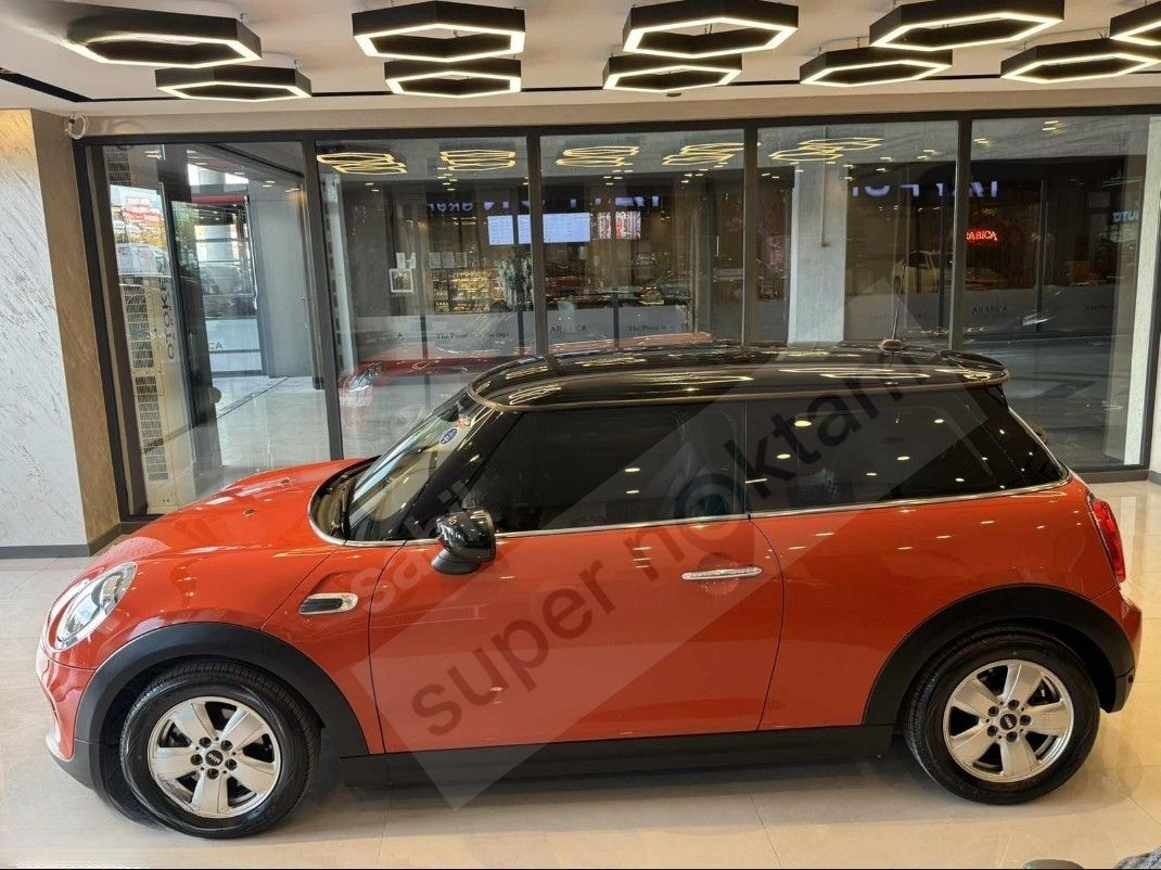 2019'HATASIZ ÇİZİKSİZ MİNİ COOPER (18.000'KM ÖZEL TURUNCU SİYAH)